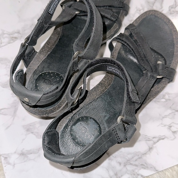 Teva Women's Black Sandals size 9 - Picture 6 of 10